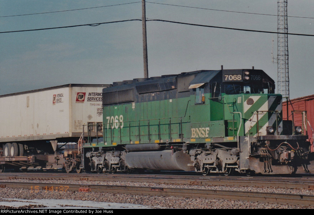 BNSF 7068 East